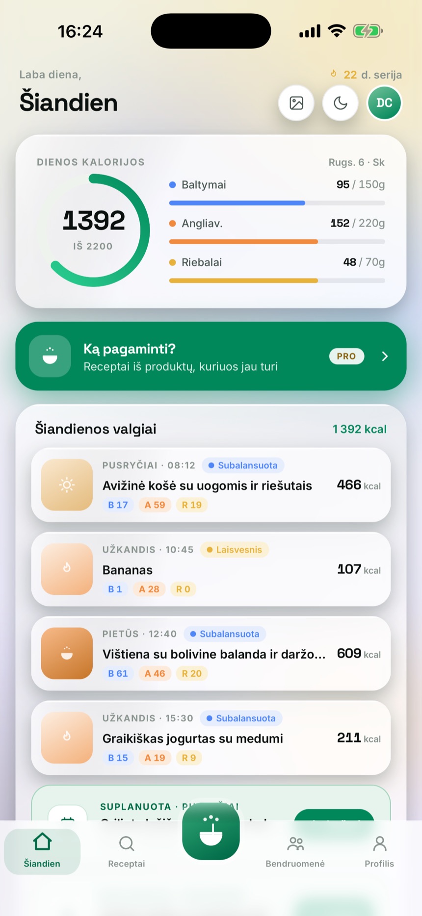 Maistiqo programėlės pagrindinis ekranas — dienos kalorijos, makroelementai ir valgiai